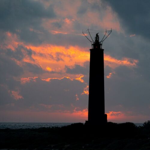 Pierre Vidal<br>Cap Couronne au crépuscule<br>Silhouette