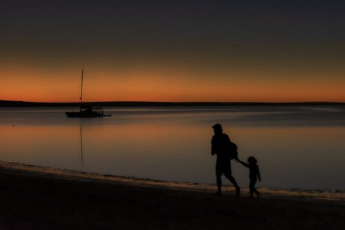Eric Navarro<br>Deux ombres au rivage<br>Silhouette